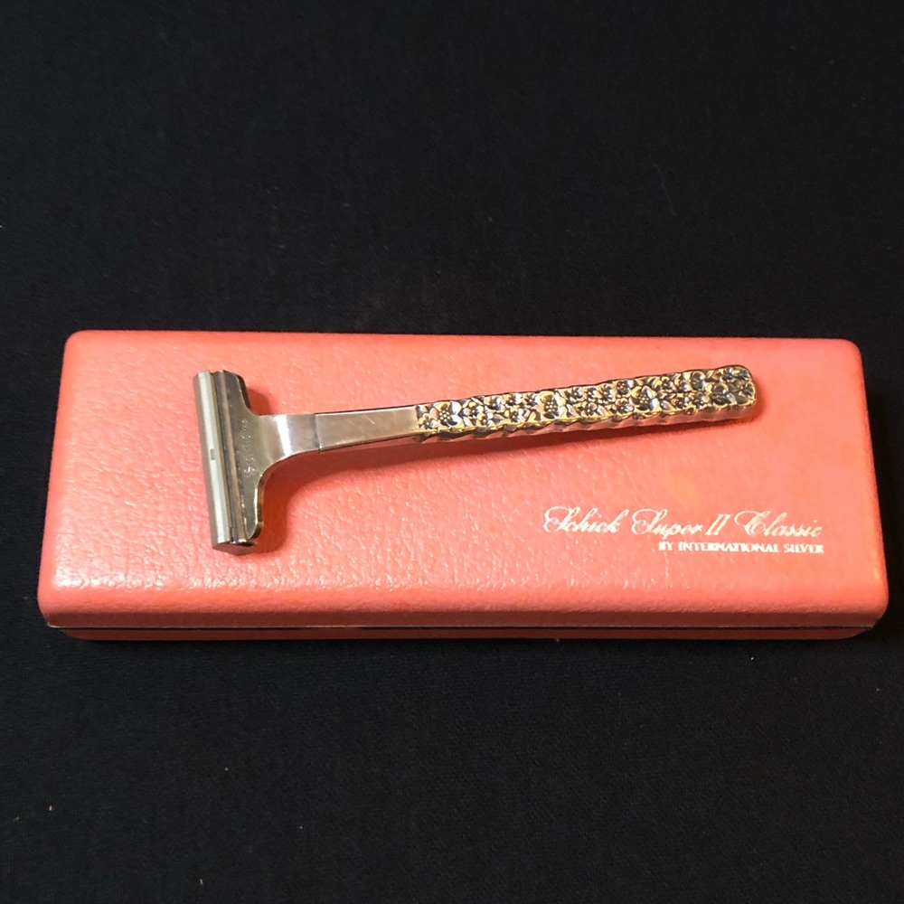 Collectible Schick SuperII Razor by International